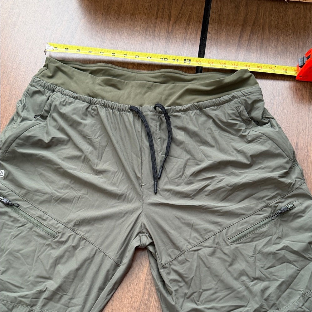 Baleaf Women's Green Joggers with Pockets